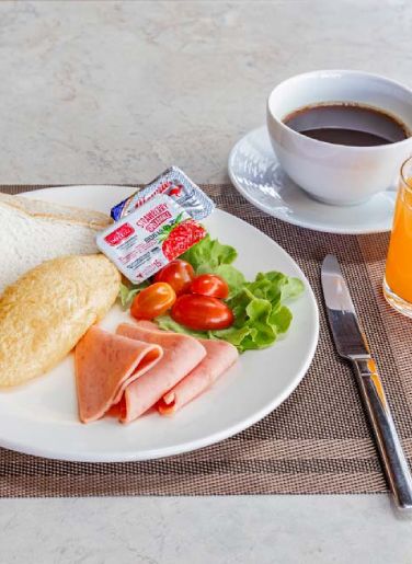 facilities restaurant rattana