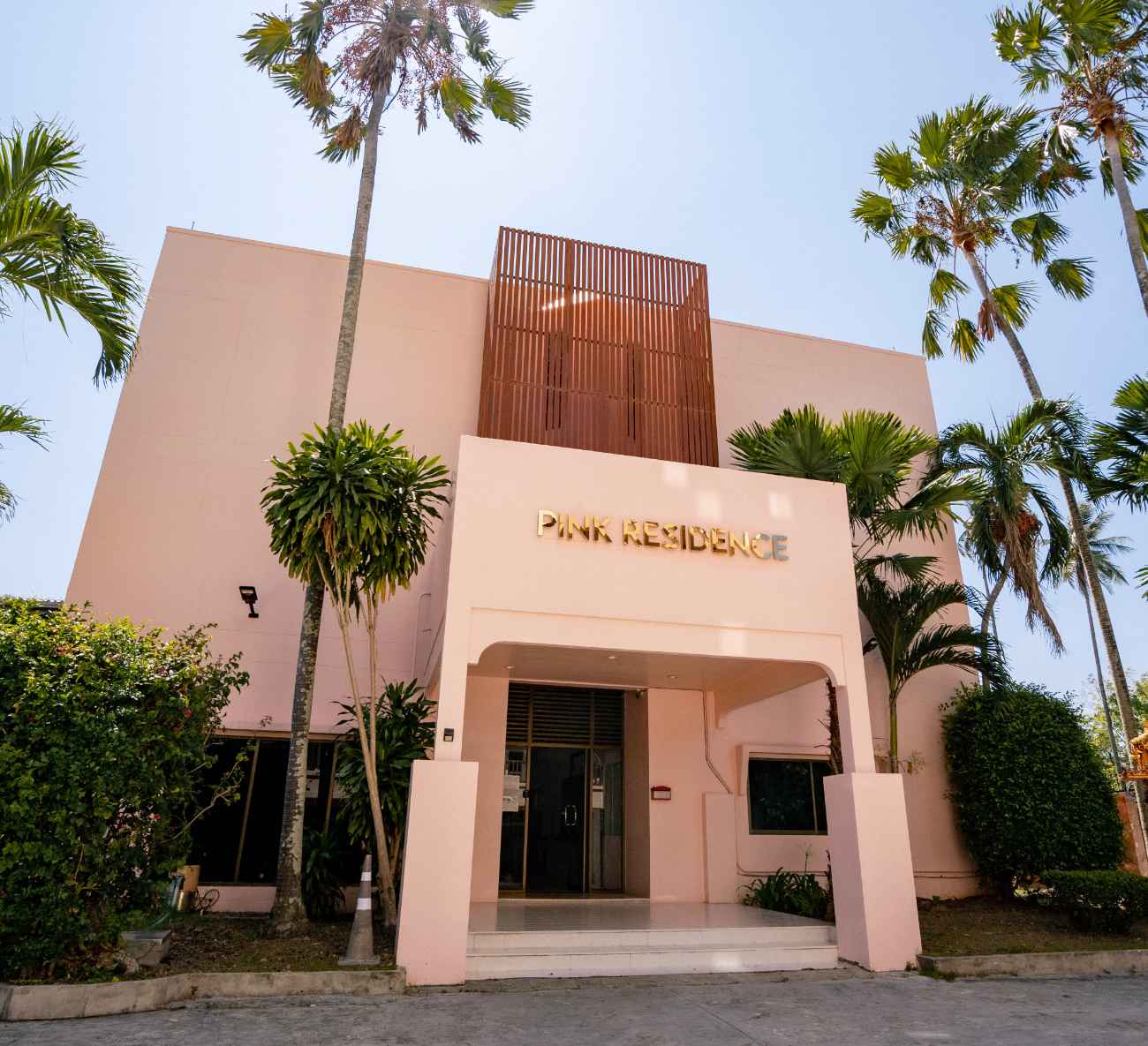 Location Pink